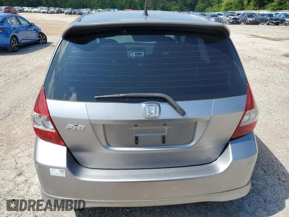 ✅ 2007 Honda Fit Sport • VIN: JHMGD37697S067935 • Лот: 64478615. Опубликован ранее на Copart с пробегом 118 274 миль. Бесплатный доступ к архиву аукционных продаж из США и подробный отчёт об истории автомобиля на DreamBid. Изображение 6.