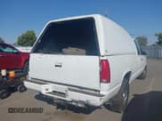✅ 1998 GMC Sierra 2500 • VIN: 1GTGC29J1WE529918 • Лот: 42417638. Опубликован ранее на IAAI с пробегом 110 854 миль. Бесплатный доступ к архиву аукционных продаж из США и подробный отчёт об истории автомобиля на DreamBid. Изображение 4.