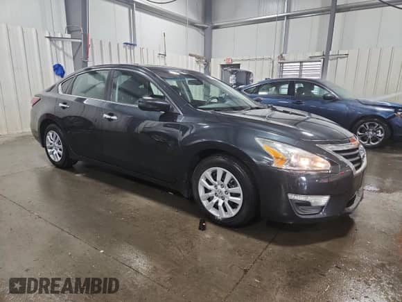 2015 Nissan Altima S with VIN 1N4AL3AP5FN879201, listed as a Copart auction lot 67416745 with 127,237 mi miles and Salvage title. Bid and sale history available at DreamBid. Image 4.