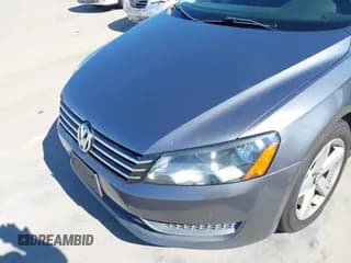 ✅ 2012 Volkswagen Passat SE • VIN: 1VWBP7A31CC063601 • Lot: 43655504. Listed on IAAI with 141,855 mi. Free auction sales archive from the USA and detailed vehicle history report at DreamBid. Image 6.