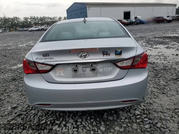 2013 Hyundai Sonata GLS with VIN 5NPEB4AC1DH633468, listed as a Copart auction lot 63162955 with 129,090 mi miles and Salvage title. Bid and sale history available at DreamBid. Image 6.