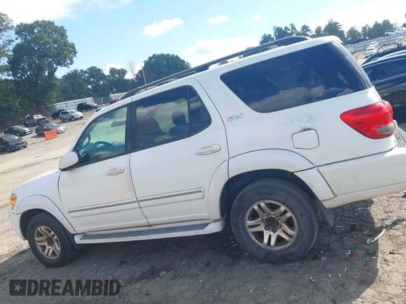 ✅ 2007 Toyota Sequoia SR5 • VIN: 5TDZT34AX7S289740 • Лот: 43399429. Опубликован ранее на IAAI с пробегом 383 793 миль. Бесплатный доступ к архиву аукционных продаж из США и подробный отчёт об истории автомобиля на DreamBid. Изображение 14.