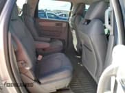 ✅ 2017 Chevrolet Traverse LT • VIN: 1GNKRGKD3HJ186329 • Lot: 74148244. Wystawiony na Copart z przebiegiem Nie podano. Bezpłatny archiwum sprzedaży aukcyjnych z USA i szczegółowy raport historii pojazdu na DreamBid. Zdjęcie 11.