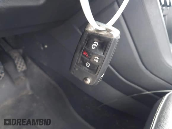 ✅ 2021 Volkswagen Tiguan SE • VIN: 3VV3B7AX5MM095770 • Lot: 42867991. Wystawiony na IAAI z przebiegiem 98 589 mil. Bezpłatny archiwum sprzedaży aukcyjnych z USA i szczegółowy raport historii pojazdu na DreamBid. Zdjęcie 11.