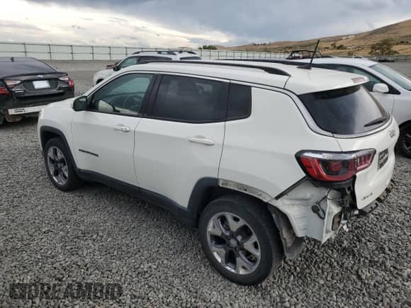 2020 Jeep Compass Limited z VIN 3C4NJDCB7LT221383, wystawiony jako Copart lot #84047185 z przebiegiem 82 746 mil mil oraz Szkoda całkowita • Salvage title. Historia ofert i sprzedaży dostępna na DreamBid. Obrazek 2.