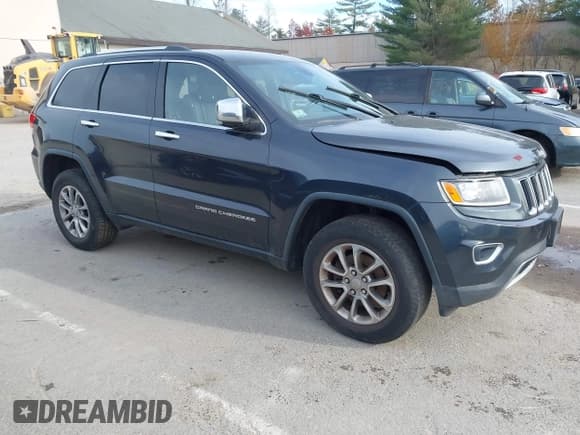 ✅ 2015 Jeep Grand Cherokee Limited • VIN: 1C4RJFBG0FC941795 • Lot: 43654924. Listed on IAAI with 226,233 mi. Free auction sales archive from the USA and detailed vehicle history report at DreamBid. Image 1.