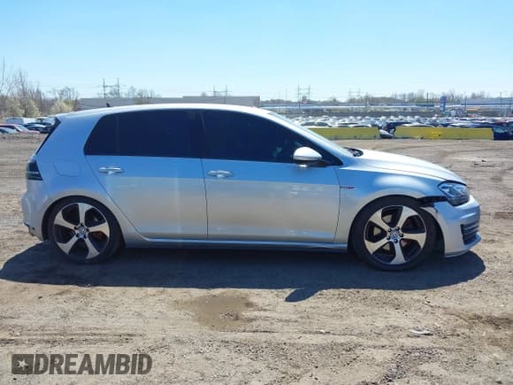 ✅ 2016 Volkswagen Golf GTI S • VIN: 3VW5T7AU0GM070030 • Lot: 42027030. Listed on IAAI with 136,798 mi. Free auction sales archive from the USA and detailed vehicle history report at DreamBid. Image 13.