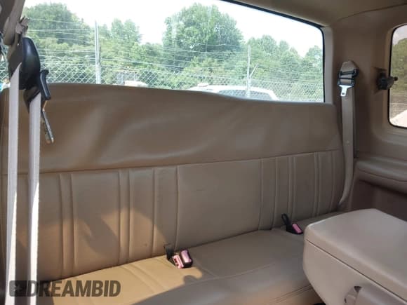 ✅ 1997 Ford F-150 XL • VIN: 1FTDX1862VKB18591 • Лот: 42700939. Опубликован ранее на IAAI с пробегом 265 400 миль. Бесплатный доступ к архиву аукционных продаж из США и подробный отчёт об истории автомобиля на DreamBid. Изображение 8.