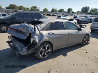 ✅ 2022 Hyundai Elantra SEL • VIN: KMHLN4AG0NU361810 • Lot: 80910045. Listed on Copart with 59,958 mi. Free auction sales archive from the USA and detailed vehicle history report at DreamBid. Image 3.