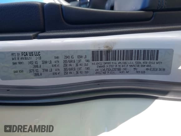 ✅ 2018 Jeep Grand Cherokee Limited • VIN: 1C4RJFBG4JC257986 • Lot: 43440075. Wystawiony na IAAI z przebiegiem 136 457 mil. Bezpłatny archiwum sprzedaży aukcyjnych z USA i szczegółowy raport historii pojazdu na DreamBid. Zdjęcie 9.