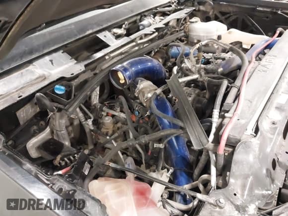 ✅ 2015 Chevrolet Silverado 2500HD LT • VIN: 1GC1KVE82FF105963 • Lot: 42234464. Listed on IAAI with Not provided. Free auction sales archive from the USA and detailed vehicle history report at DreamBid. Image 6.