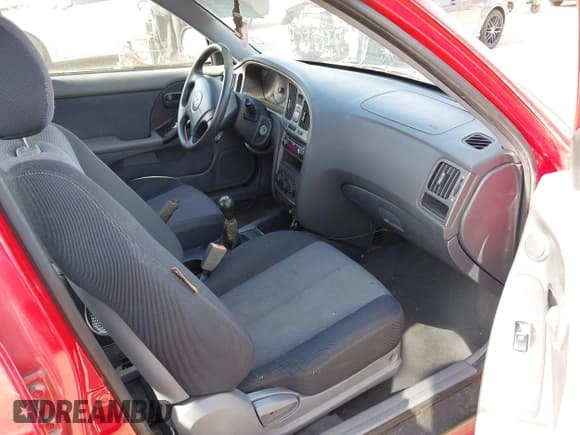 ✅ 2005 Hyundai Elantra GLS • VIN: KMHDN56D85U132834 • Lot: 42181123. Wystawiony na IAAI z przebiegiem 163 050 mil. Bezpłatny archiwum sprzedaży aukcyjnych z USA i szczegółowy raport historii pojazdu na DreamBid. Zdjęcie 5.