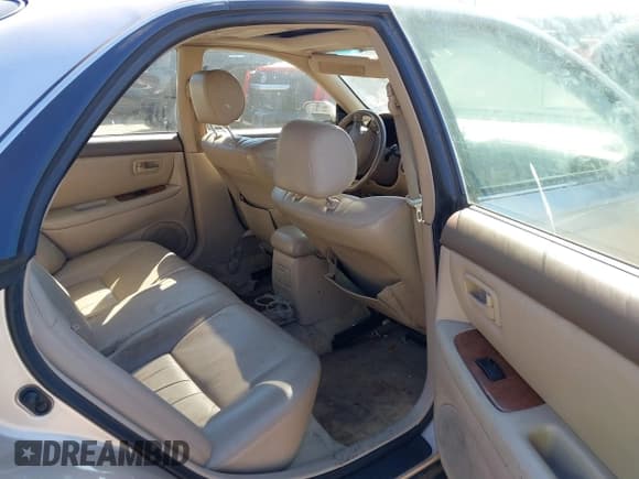 ✅ 1998 Lexus ES 300 • VIN: JT8BF28G8W5038803 • Lot: 41641509. Listed on IAAI with Not provided. Free auction sales archive from the USA and detailed vehicle history report at DreamBid. Image 8.