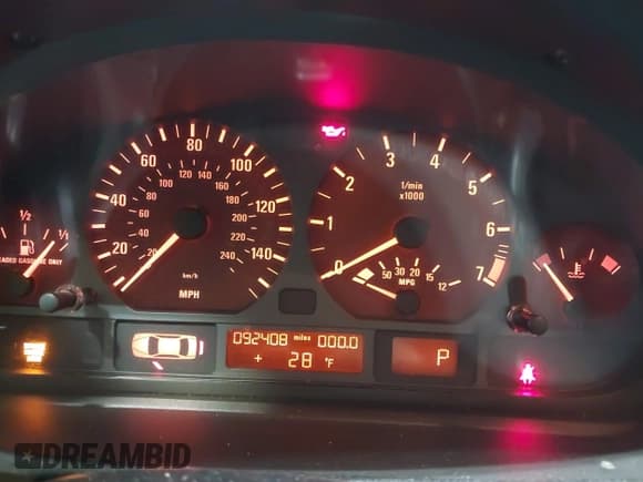 ✅ 2004 BMW 3 Series 325xi • VIN: WBAEP33464PF04602 • Lot: 41634556. Listed on IAAI with 92,408 mi. Free auction sales archive from the USA and detailed vehicle history report at DreamBid. Image 7.