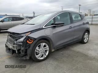 ✅ 2023 Chevrolet Bolt EV 1LT • VIN: 1G1FW6S01P4115890 • Lot: 84431455. Wystawiony na Copart z przebiegiem 55 444 mil. Bezpłatny archiwum sprzedaży aukcyjnych z USA i szczegółowy raport historii pojazdu na DreamBid. Zdjęcie 1.