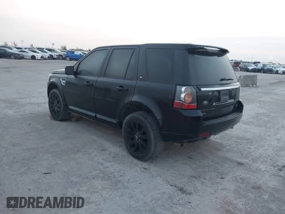✅ 2013 Land Rover LR2 • VIN: SALFR2BG8DH365645 • Лот: 43737401. Опубликован ранее на IAAI с пробегом 61 526 миль. Бесплатный доступ к архиву аукционных продаж из США и подробный отчёт об истории автомобиля на DreamBid. Изображение 3.