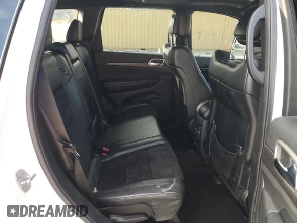 ✅ 2017 Jeep Grand Cherokee Altitude • VIN: 1C4RJFAG4HC721712 • Lot: 92810275. Listed on Copart with 130,809 mi. Free auction sales archive from the USA and detailed vehicle history report at DreamBid. Image 11.