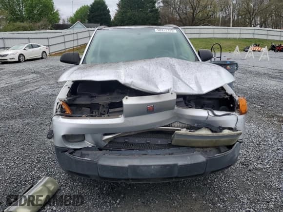 ✅ 2004 Saturn VUE V6 • VIN: 5GZCZ53424S889147 • Lot: 50312725. Wystawiony na Copart z przebiegiem 177 500 mil. Bezpłatny archiwum sprzedaży aukcyjnych z USA i szczegółowy raport historii pojazdu na DreamBid. Zdjęcie 5.