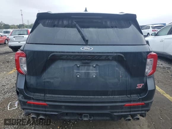 ✅ 2024 Ford Explorer ST • VIN: 1FM5K8GC6RGA79754 • Lot: 84918015. Wystawiony na Copart z przebiegiem 27 918 mil. Bezpłatny archiwum sprzedaży aukcyjnych z USA i szczegółowy raport historii pojazdu na DreamBid. Zdjęcie 6.