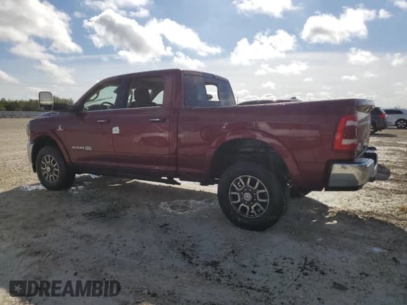 ✅ 2022 Ram 2500 Longhorn • VIN: 3C6UR5GL4NG101511 • Lot: 84820884. Wystawiony na Copart z przebiegiem Nie podano. Bezpłatny archiwum sprzedaży aukcyjnych z USA i szczegółowy raport historii pojazdu na DreamBid. Zdjęcie 2.