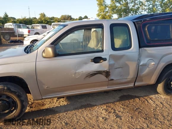 ✅ 2008 GMC Canyon SLE1 • VIN: 1GTCS199188207170 • Lot: 43088235. Listed on IAAI with 143,384 mi. Free auction sales archive from the USA and detailed vehicle history report at DreamBid. Image 6.
