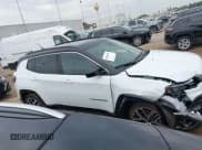 ✅ 2025 Jeep Compass Limited • VIN: 3C4NJDCN0ST624355 • Lot: 43864445. Wystawiony na IAAI z przebiegiem 6 720 mil. Bezpłatny archiwum sprzedaży aukcyjnych z USA i szczegółowy raport historii pojazdu na DreamBid. Zdjęcie 13.