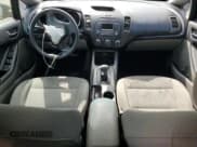 ✅ 2016 Kia Forte LX • VIN: KNAFK4A67G5614715 • Lot: 81346425. Wystawiony na Copart z przebiegiem Nie podano. Bezpłatny archiwum sprzedaży aukcyjnych z USA i szczegółowy raport historii pojazdu na DreamBid. Zdjęcie 8.