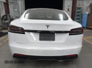 ✅ 2022 Tesla Model S • VIN: 5YJSA1E54NF490712 • Лот: 42980268. Опубликован ранее на IAAI с пробегом 34 222 миль. Бесплатный доступ к архиву аукционных продаж из США и подробный отчёт об истории автомобиля на DreamBid. Изображение 17.