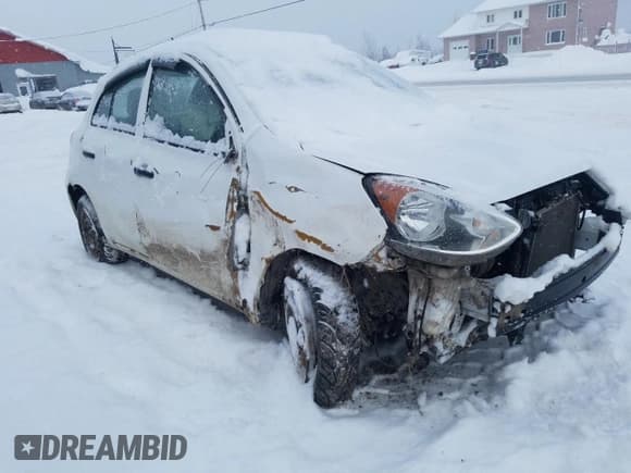 ✅ 2017 Nissan Micra S • VIN: 3N1CK3CP9HL264823 • Лот: 88136845. Опубликован ранее на Copart с пробегом Не указан. Бесплатный доступ к архиву аукционных продаж из США и подробный отчёт об истории автомобиля на DreamBid. Изображение 4.