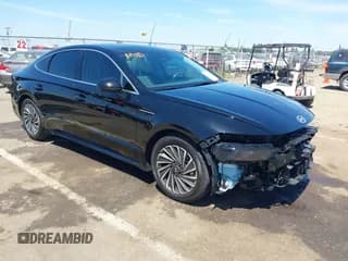 ✅ 2024 Hyundai Sonata Limited • VIN: KMHL54JJ0RA100177 • Lot: 42238988. Listed on IAAI with 14,947 mi. Free auction sales archive from the USA and detailed vehicle history report at DreamBid. Image 1.