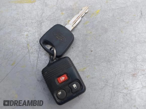 ✅ 2004 Ford F-150 XL • VIN: 2FTRX18W64CA22312 • Лот: 41686082. Опубликован ранее на IAAI с пробегом 143 544 миль. Бесплатный доступ к архиву аукционных продаж из США и подробный отчёт об истории автомобиля на DreamBid. Изображение 11.