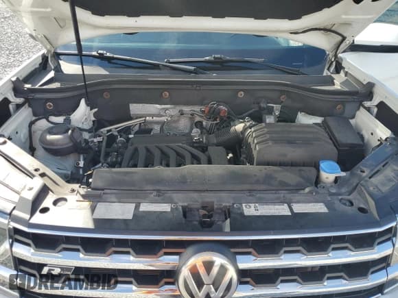 ✅ 2018 Volkswagen Atlas SE • VIN: 1V2PR2CA6JC528953 • Lot: 86447495. Wystawiony na Copart z przebiegiem 81 314 mil. Bezpłatny archiwum sprzedaży aukcyjnych z USA i szczegółowy raport historii pojazdu na DreamBid. Zdjęcie 12.