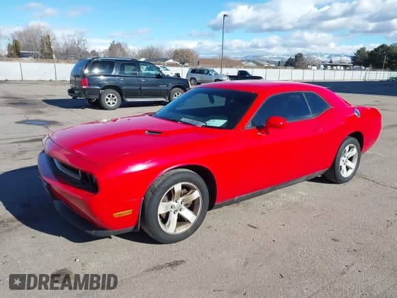 ✅ 2014 Dodge Challenger Rallye Redline • VIN: 2C3CDYAGXEH116468 • Lot: 41491746. Wystawiony na IAAI z przebiegiem 131 801 mil. Bezpłatny archiwum sprzedaży aukcyjnych z USA i szczegółowy raport historii pojazdu na DreamBid. Zdjęcie 2.