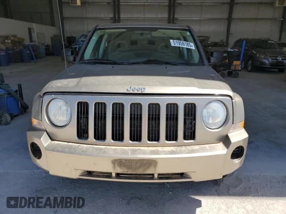 ✅ 2007 Jeep Patriot Sport • VIN: 1J8FF28W87D342157 • Lot: 51959185. Listed on Copart with 87,008 mi. Free auction sales archive from the USA and detailed vehicle history report at DreamBid. Image 5.