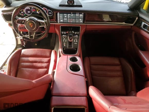 ✅ 2017 Porsche Panamera • VIN: WP0AA2A76HL102793 • Lot: 71953105. Listed on Copart with 77,672 mi. Free auction sales archive from the USA and detailed vehicle history report at DreamBid. Image 8.