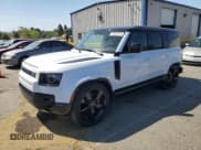✅ 2023 Land Rover Defender V8 • VIN: SALEWEEE6P2109107 • Лот: 55829475. Опубликован ранее на Copart с пробегом 24 525 миль. Бесплатный доступ к архиву аукционных продаж из США и подробный отчёт об истории автомобиля на DreamBid. Изображение 1.