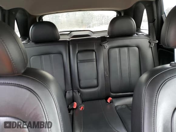 ✅ 2014 Chevrolet Captiva Sport LTZ • VIN: 3GNAL4EKXES600013 • Lot: 88178165. Wystawiony na Copart z przebiegiem 139 522 mil. Bezpłatny archiwum sprzedaży aukcyjnych z USA i szczegółowy raport historii pojazdu na DreamBid. Zdjęcie 10.