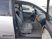 ✅ 2006 Saturn VUE • VIN: 5GZCZ53496S845567 • Lot: 43860148. Listed on IAAI with 239,999 mi. Free auction sales archive from the USA and detailed vehicle history report at DreamBid. Image 5.