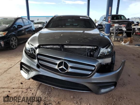 ✅ 2019 Mercedes-Benz E 450 • VIN: WDDZH6JB3KA561931 • Lot: 48417825. Listed on Copart with 38,561 mi. Free auction sales archive from the USA and detailed vehicle history report at DreamBid. Image 5.