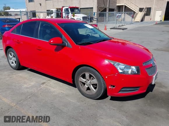 ✅ 2014 Chevrolet Cruze 1LT • VIN: 1G1PC5SB7E7344692 • Lot: 43155803. Listed on IAAI with 152,626 mi. Free auction sales archive from the USA and detailed vehicle history report at DreamBid. Image 1.