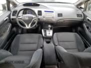 ✅ 2010 Honda Civic LX-S • VIN: 2HGFA1F65AH528592 • Lot: 92138605. Wystawiony na Copart z przebiegiem 130 219 mil. Bezpłatny archiwum sprzedaży aukcyjnych z USA i szczegółowy raport historii pojazdu na DreamBid. Zdjęcie 8.