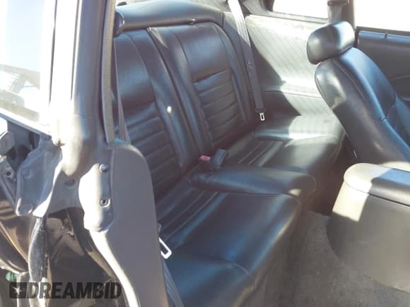 ✅ 2001 Ford Mustang GT Deluxe • VIN: 1FAFP42X41F158269 • Лот: 43804443. Опубликован ранее на IAAI с пробегом 136 530 миль. Бесплатный доступ к архиву аукционных продаж из США и подробный отчёт об истории автомобиля на DreamBid. Изображение 8.