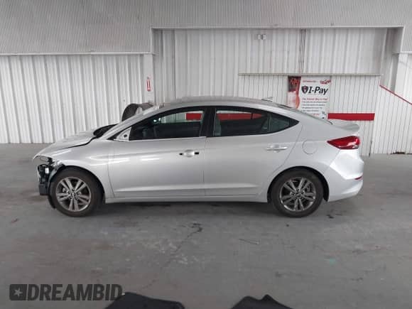 2018 Hyundai Elantra Limited с VIN 5NPD84LF8JH236403, выставлен на аукционе IAAI как лот 42366931 с пробегом 27 579 миль миль и . История ставок и продаж доступна на DreamBid. Изображение 15.