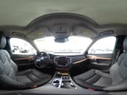 ✅ 2024 Volvo XC90 Plus Bright Theme • VIN: YV4H60CE6R1237976 • Lot: 41536582. Listed on IAAI with 5,012 mi. Free auction sales archive from the USA and detailed vehicle history report at DreamBid. Image 18.