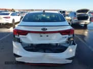 ✅ 2021 Kia Forte GT-Line • VIN: 3KPF34AD4ME310286 • Lot: 43431650. Wystawiony na IAAI z przebiegiem 126 686 mil. Bezpłatny archiwum sprzedaży aukcyjnych z USA i szczegółowy raport historii pojazdu na DreamBid. Zdjęcie 6.
