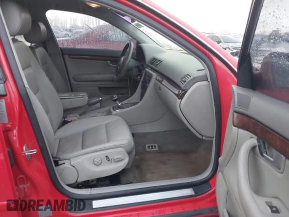 ✅ 2005 Audi A4 • VIN: WAUDF58E15A520493 • Lot: 43359809. Listed on IAAI with 192,431 mi. Free auction sales archive from the USA and detailed vehicle history report at DreamBid. Image 5.