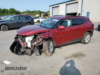 2021 Chevrolet Blazer LT z VIN 3GNKBHR44MS566465, wystawiony jako Copart lot #58693305 z przebiegiem Nie podano mil oraz Szkoda całkowita • Salvage title. Historia ofert i sprzedaży dostępna na DreamBid. Obrazek 1.