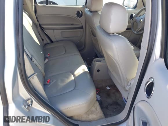 ✅ 2011 Chevrolet HHR 1LT • VIN: 3GNBABFW4BS570194 • Lot: 41361945. Listed on IAAI with 220,419 mi. Free auction sales archive from the USA and detailed vehicle history report at DreamBid. Image 8.