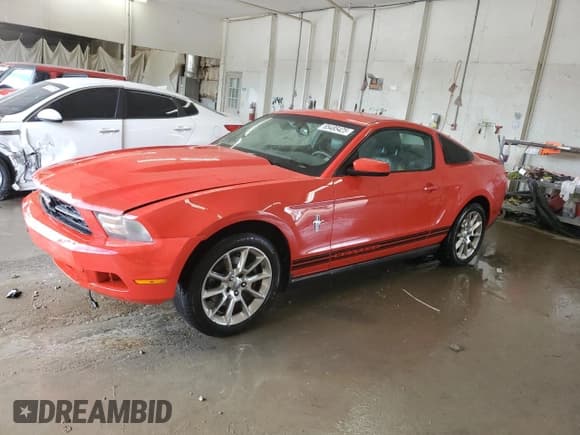 ✅ 2011 Ford Mustang V6 • VIN: 1ZVBP8AM3B5118678 • Lot: 85485425. Listed on Copart with 224,250 mi. Free auction sales archive from the USA and detailed vehicle history report at DreamBid. Image 1.