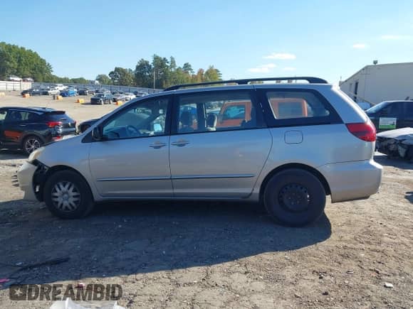 2005 Toyota Sienna LE z VIN 5TDZA23C65S333703, wystawiony jako IAAI lot #43438356 z przebiegiem 167 223 mil mil oraz . Historia ofert i sprzedaży dostępna na DreamBid. Obrazek 14.